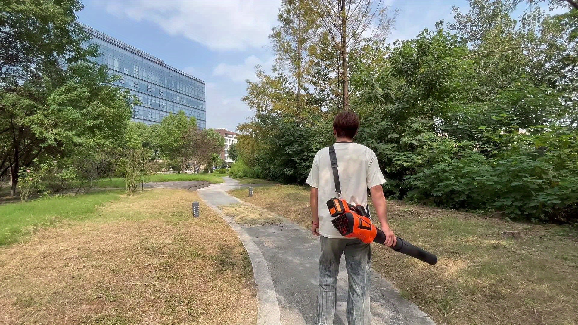 [Christmas Gift] Portable Wireless Leaf Blower, Lightweigh And TWireless Leaf Blower, Portable Rechargeable Blower, Small And Lightweight Car Duster, Compact Handheld Vacuum Cleaner, Which Can Easily Maintain Lawns And Gardens, Christmas Gift, Local Wareh