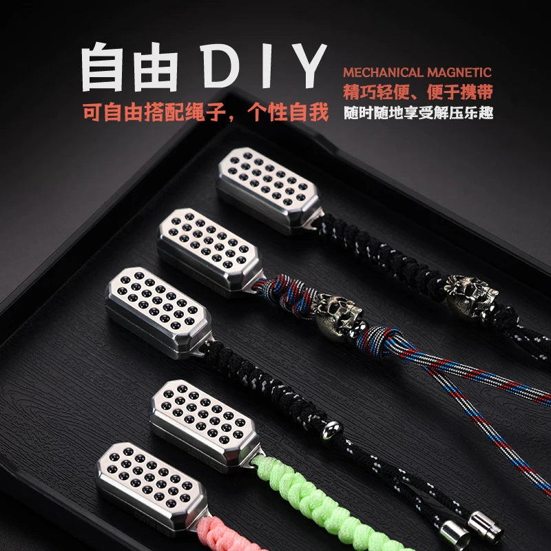 裁爵潮廷蟾蜍无限位磁力推牌指尖陀螺段落edc解压玩具金属啪啪币