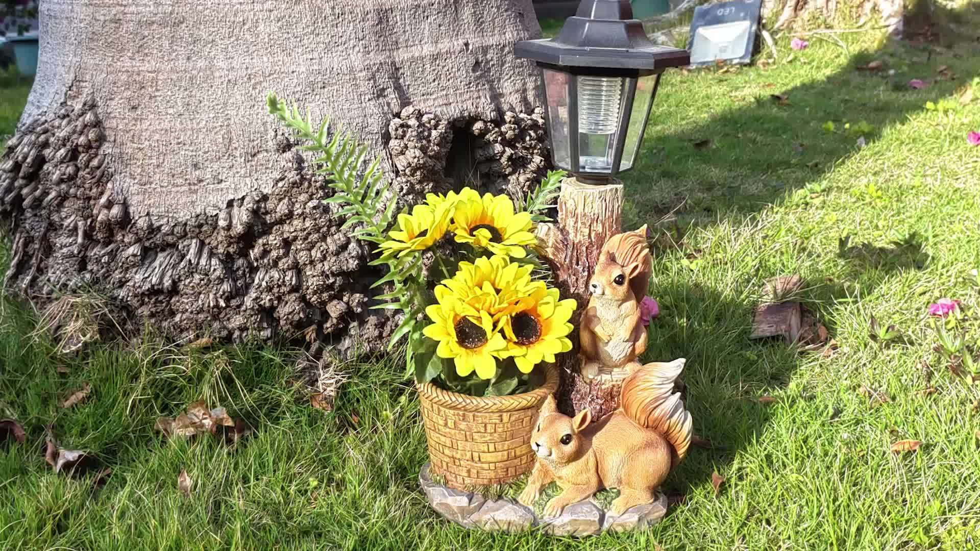 Outdoor Squirrels Flowerpot Garden Statues Sculpture Figurine Decor Solar Powered Light Planter Succulent(not Include Artificial Flowers) Valentine's Day Gifts Decorations
