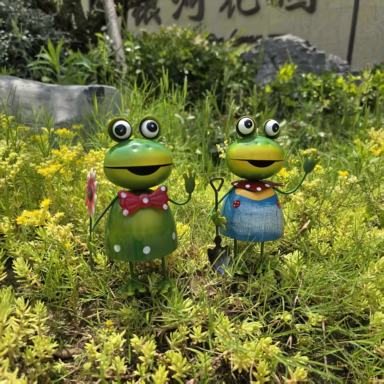 Cute Metal Frog Outdoor Statue Decoration, Home Flowerpot Decoration Decoration Crafts, Metal Iron Home Hanging Decoration, Perfect Balcony, Garden, Courtyard, Lawn Decoration Sculptures